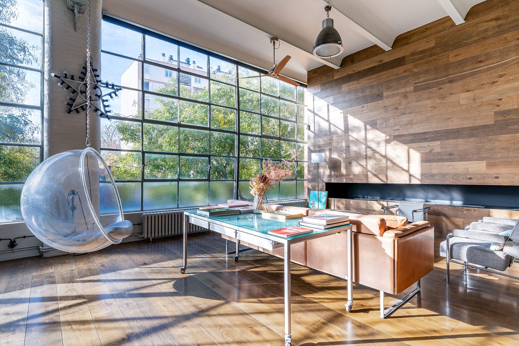 Loft industriel lumineux